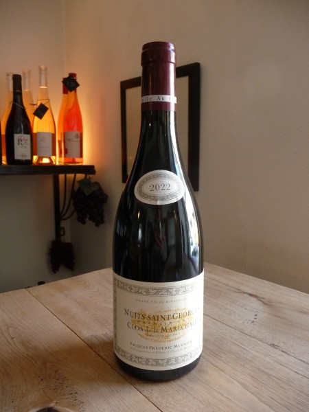 Nuits St. Georges 1er Cru Clos de la maréchale rouge 2022